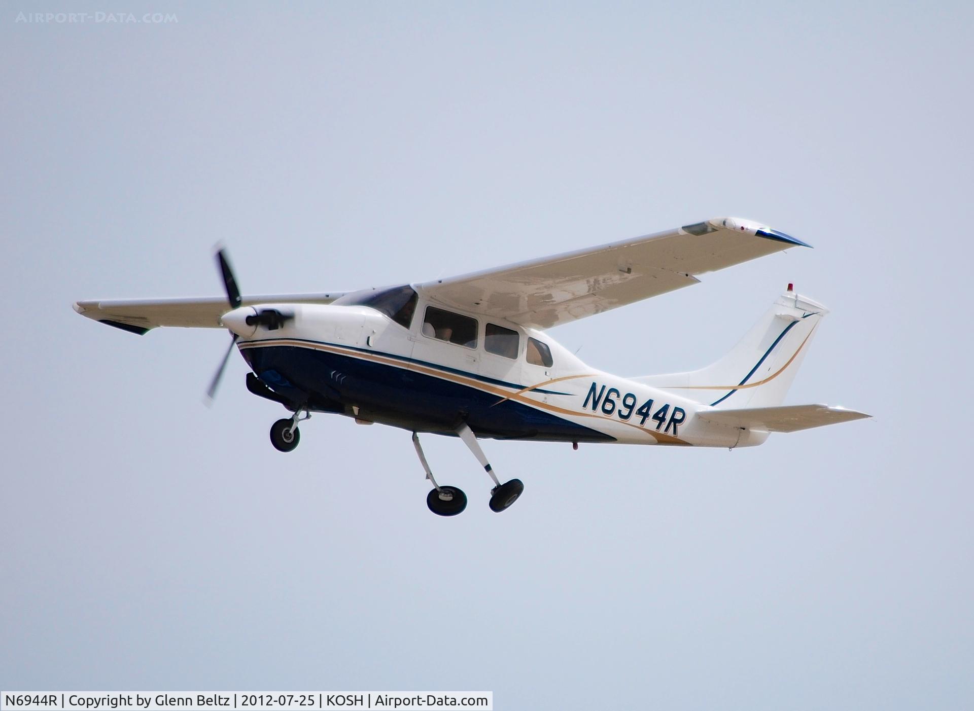 N6944R, 1968 Cessna T210H Turbo Centurion C/N T210-0344, Departing EAA Airventure/Oshkosh on 25 July 2012.