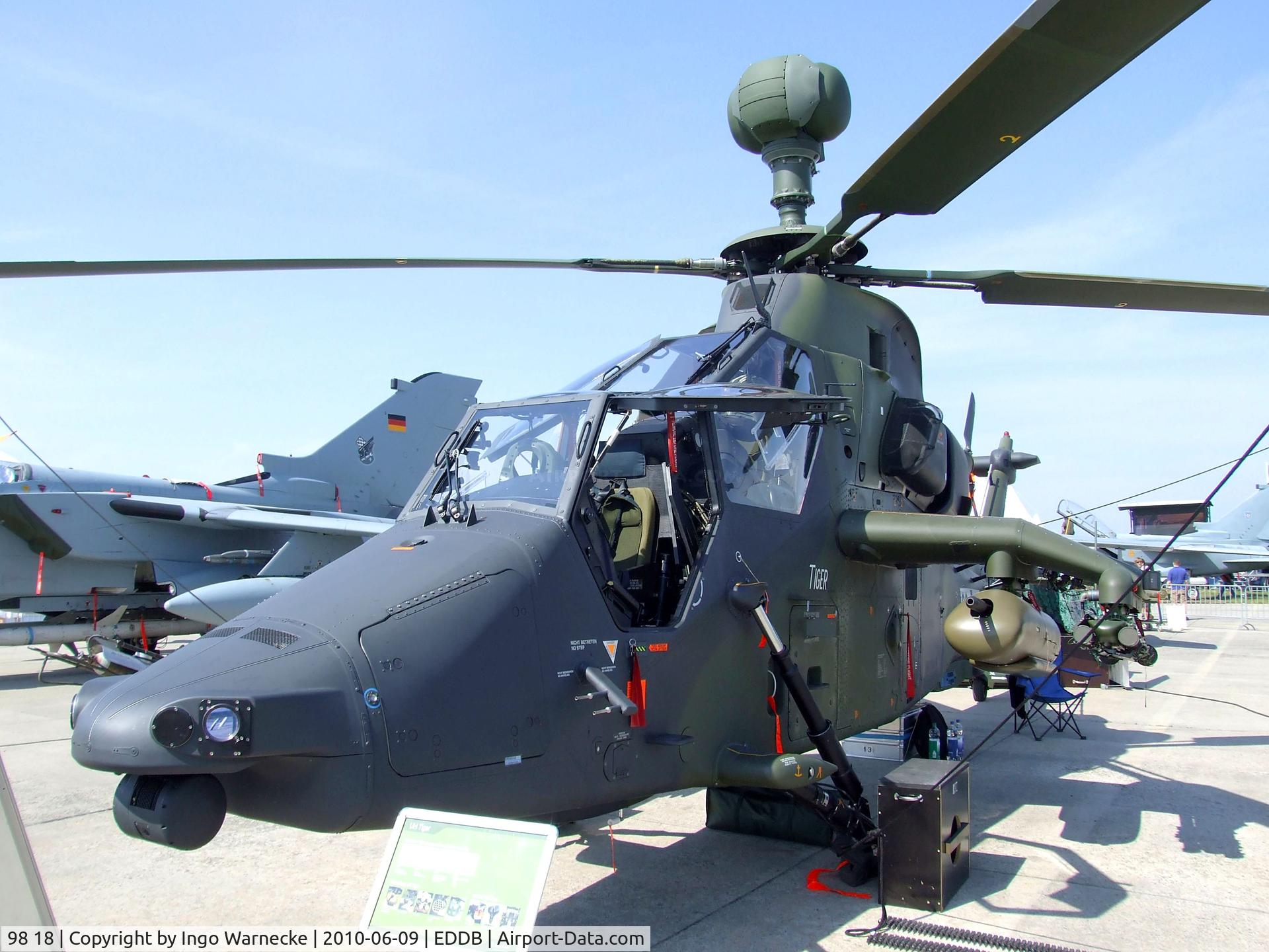 98 18, Eurocopter EC-665 Tiger UHT C/N 1004/UHT04, Eurocopter EC665 Tiger of the Heeresflieger (German Army Aviation) at ILA 2010, Berlin