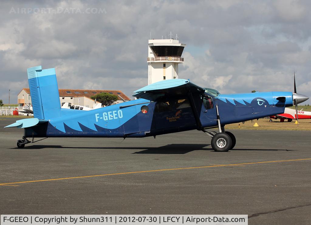 F-GEEO, Pilatus PC-6/B2-H2 C/N 67 6, Ready to go for a new paratrooping flight...