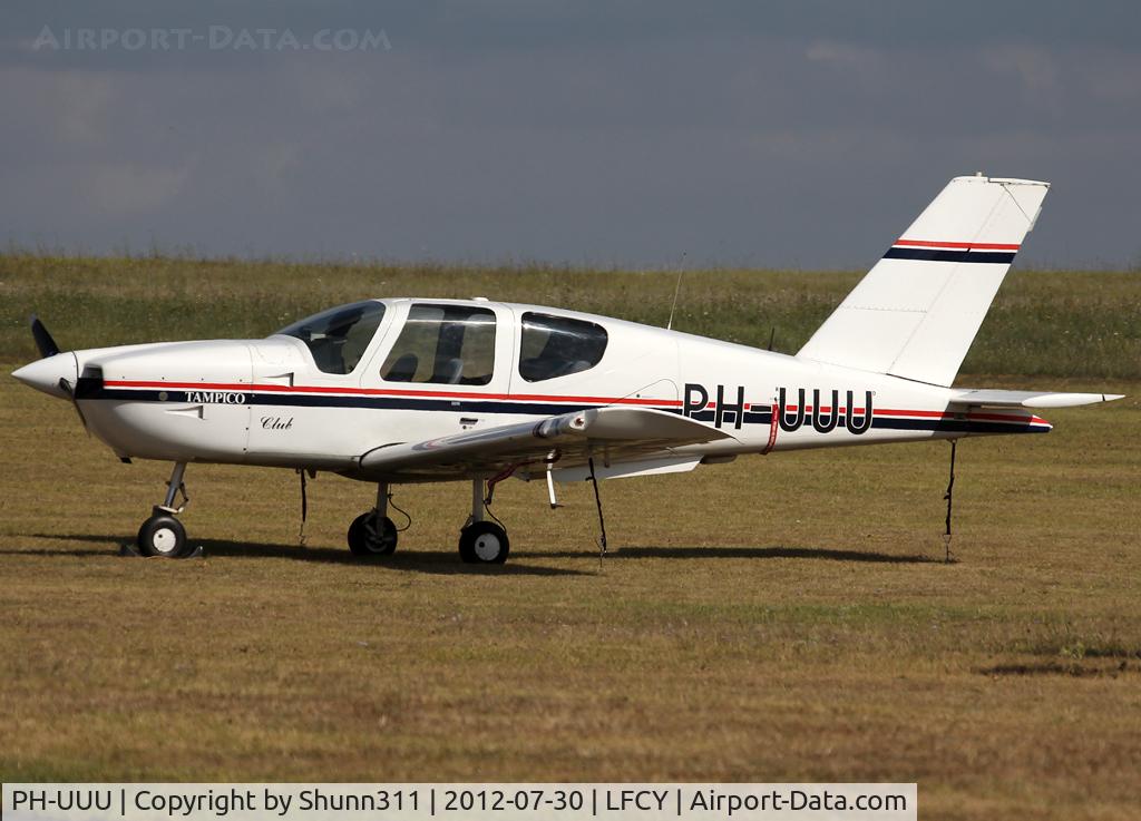 PH-UUU, Socata TB-9 Tampico C/N 919, Parked in the grass...