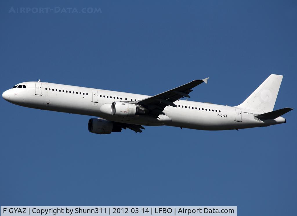 F-GYAZ, 1994 Airbus A321-111 C/N 519, Taking off from rwy 32R in all white c/s...