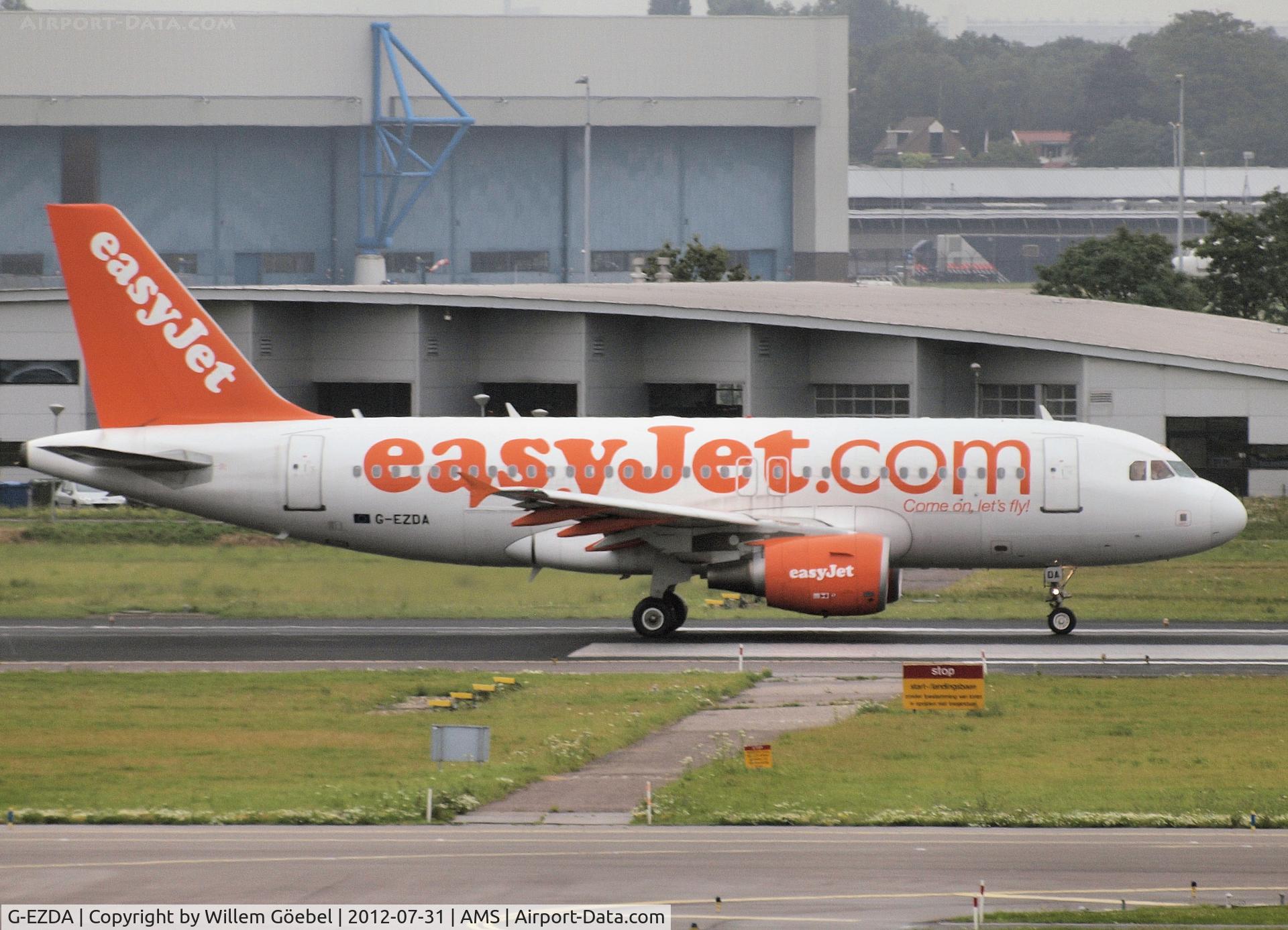 G-EZDA, 2008 Airbus A319-111 C/N 3413, Taxi to runway 24 of Schiphol Airport