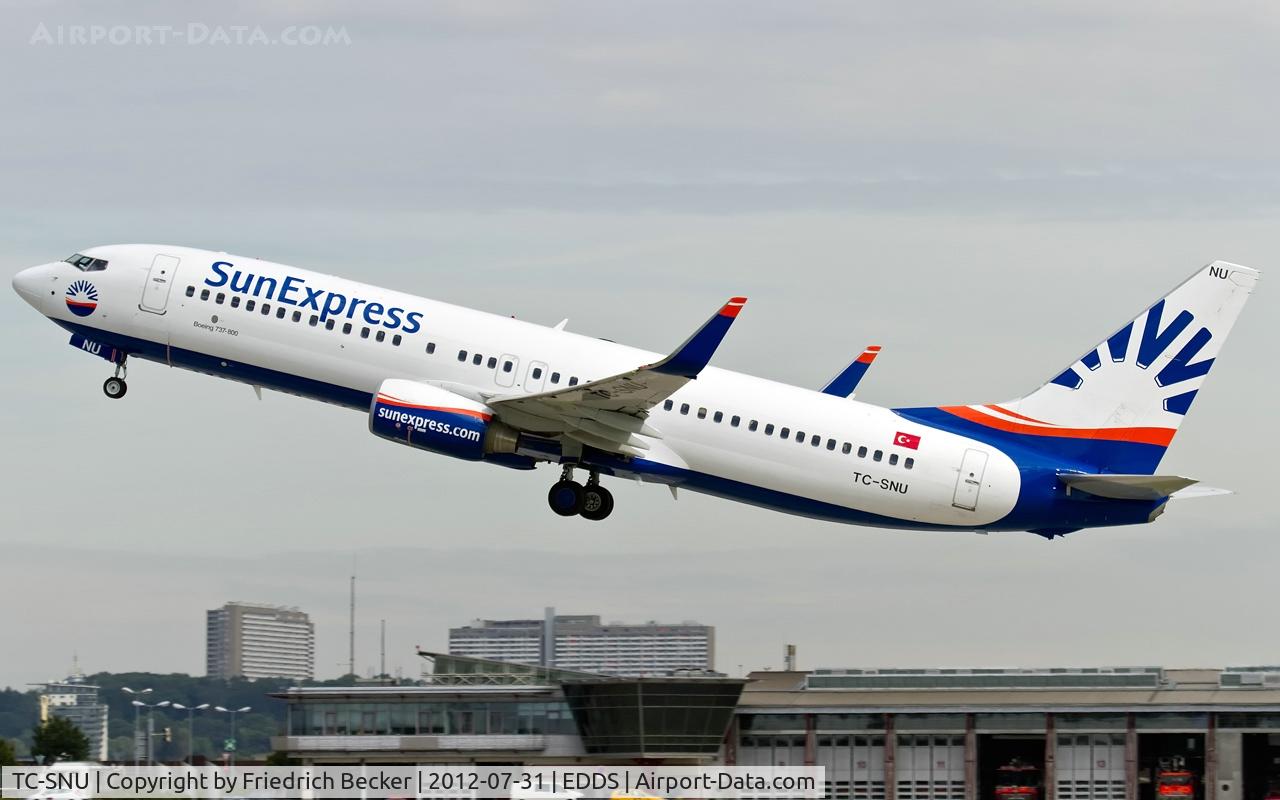 TC-SNU, 2010 Boeing 737-8HC C/N 40756, departure from Stuttgart