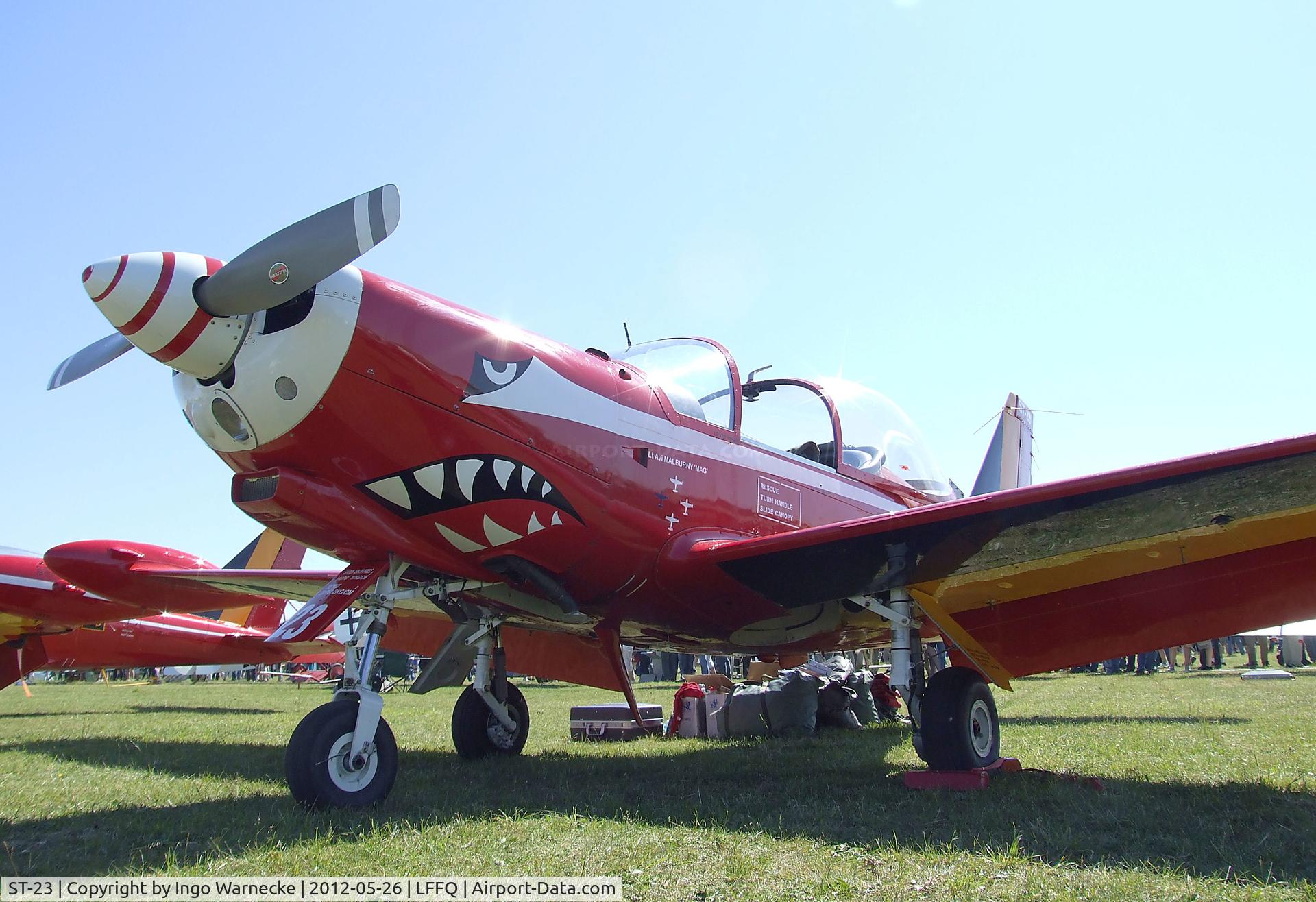 ST-23, SIAI-Marchetti SF-260M C/N 10-23, SIAI-Marchetti SF.260M of the 'Diables Rouges / Red Devils' aerobatic team of the Belgian Air Force at the Meeting Aerien 2012, La-Ferte-Alais