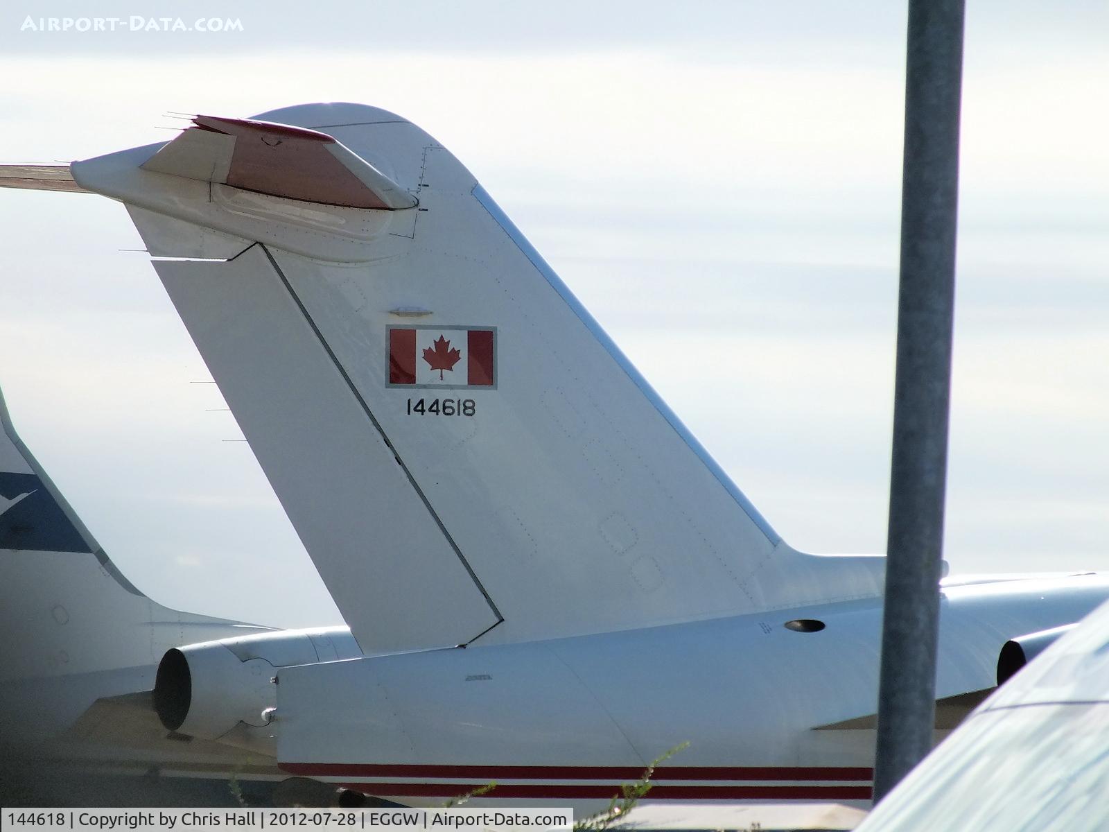 144618, 2002 Bombardier Challenger 604 (CL-600-2B16) C/N 5535, Canadian Forces Canadair 604 Challenger