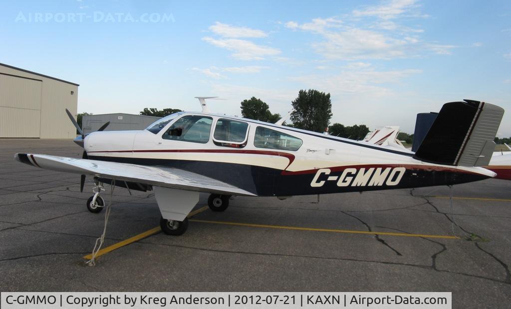 C-GMMO, 1970 Beech V35B Bonanza C/N D-9111, Beech V35B Bonanza on the line.