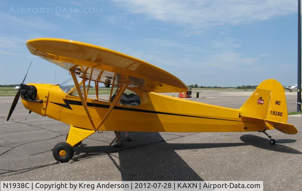 N1938C, Piper J3C-65 Cub Cub C/N 2633, Per J3C-65 Cub on the ramp.