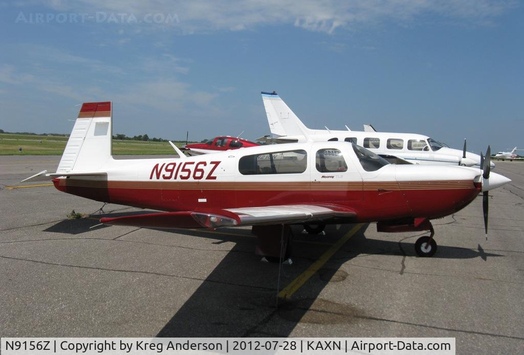 N9156Z, 1992 Mooney M20M Bravo C/N 27-0142, Mooney M20M on the line.