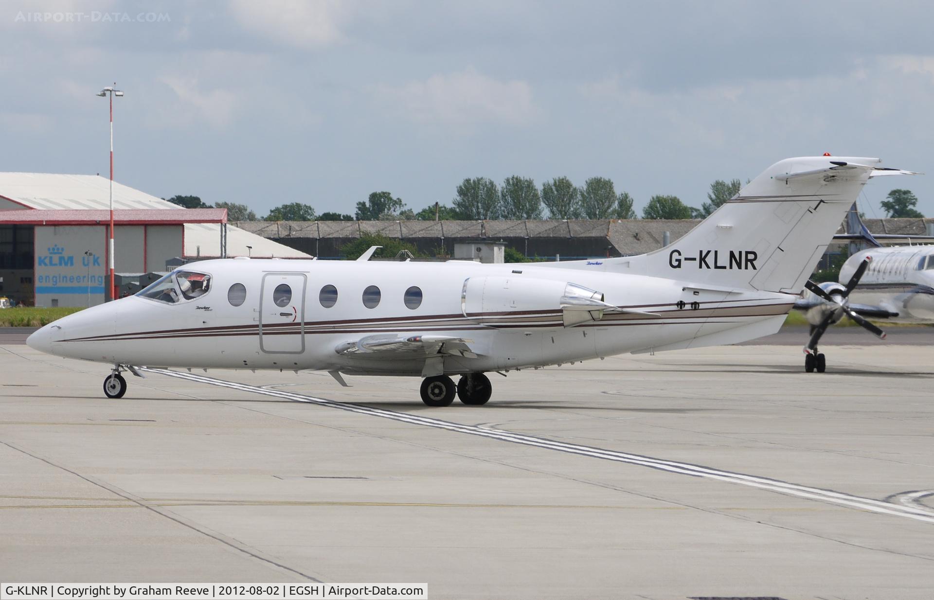 G-KLNR, 2009 Raytheon Hawker 400XP C/N RK-552, About to depart.