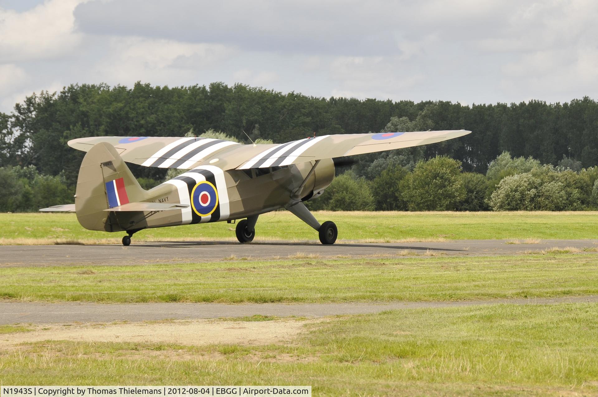 N1943S, 1943 Stinson V77 Reliant C/N 77-463, Opendeur VZP 2012