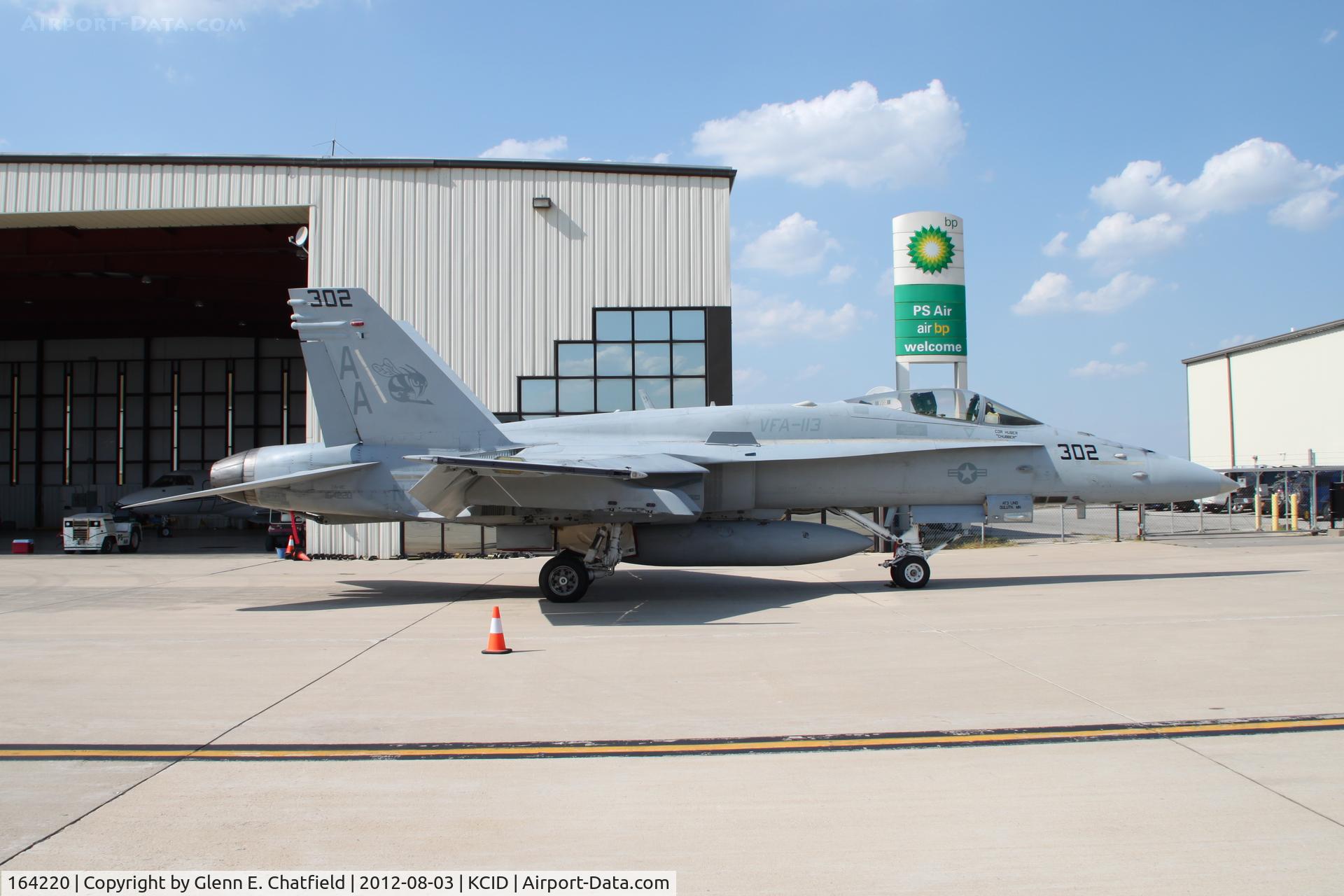 164220, 1990 McDonnell Douglas F/A-18C Hornet C/N 0983/C209, Stopping for fuel