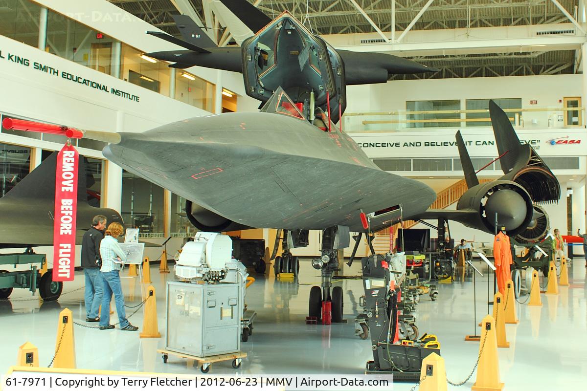 61-7971, Lockheed SR-71A Blackbird C/N 2022, At Evergreen Air and Space Museum , McMinnville , Oregon , USA