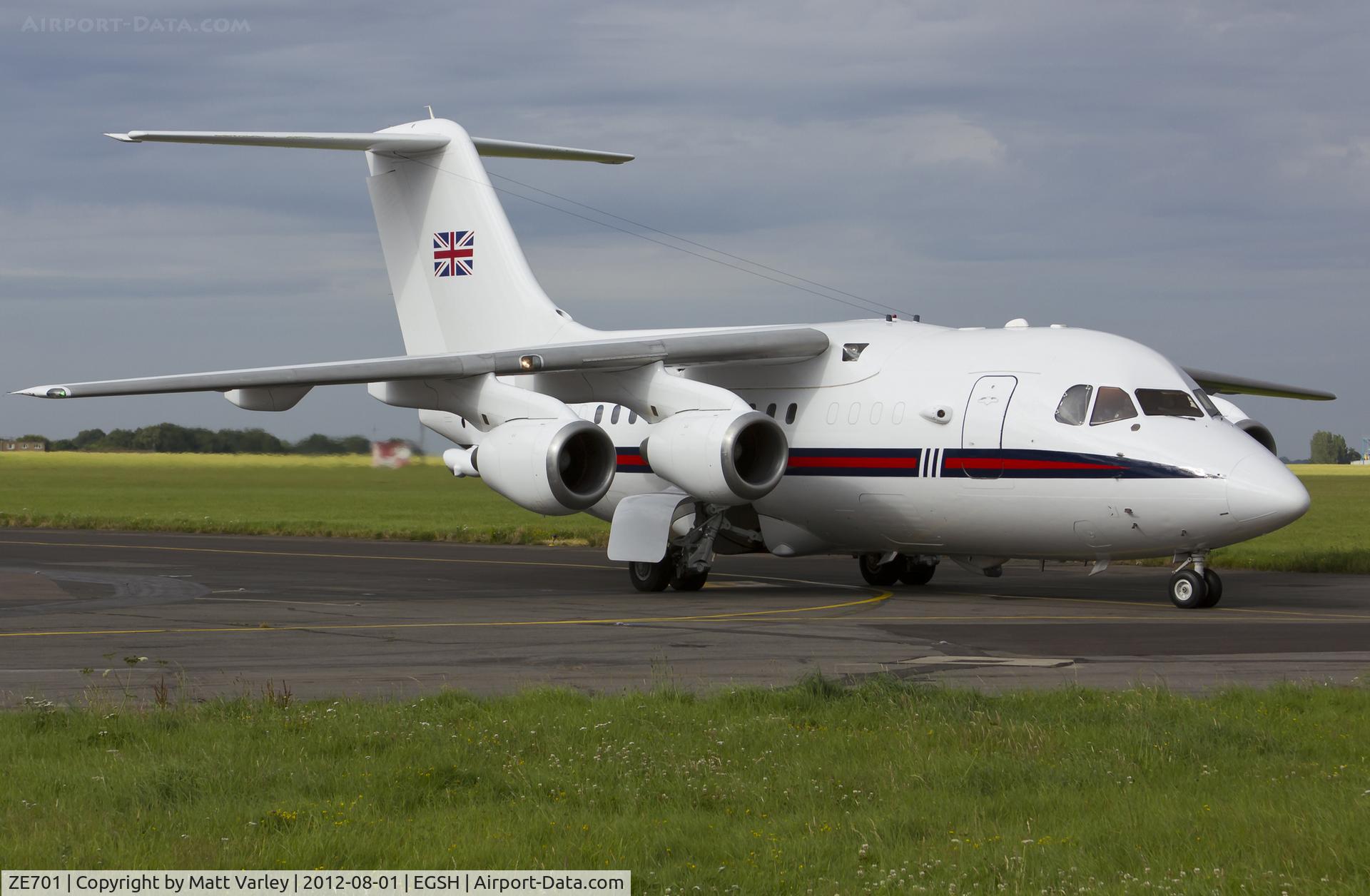 ZE701, 1985 British Aerospace BAe.146 CC.2 C/N E1029, Taxiing to the terminal at EGSH.