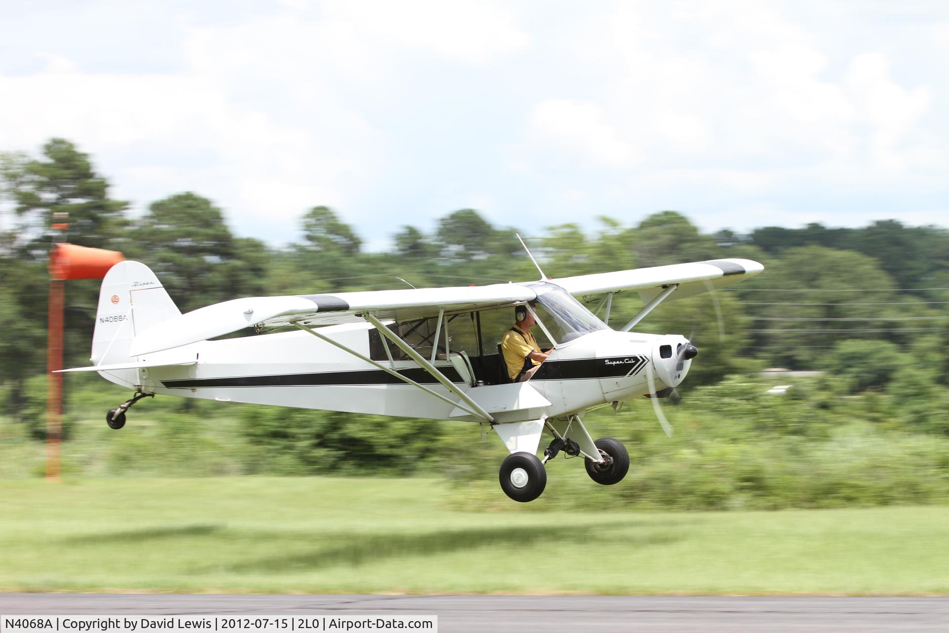 N4068A, 1952 Piper L-18C Super Cub C/N 18-2121, This is N4068A former US Army PA-19 (Army L-18C)