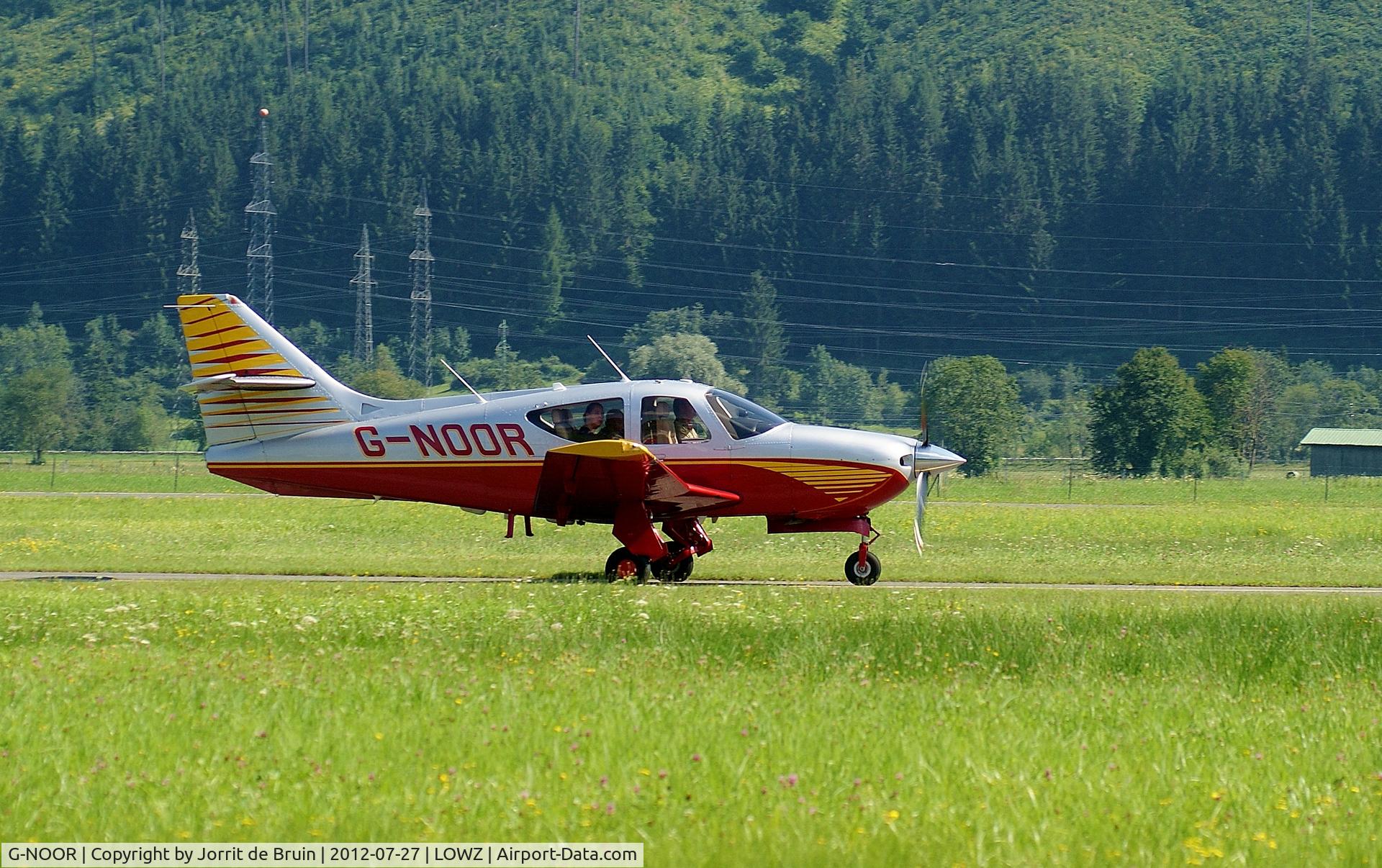G-NOOR, 1998 Rockwell Commander 114B C/N 14656, The G-NOOR has been landed properly, and is braking to vacate the short runway 08 of Zell am See as soon as possible.