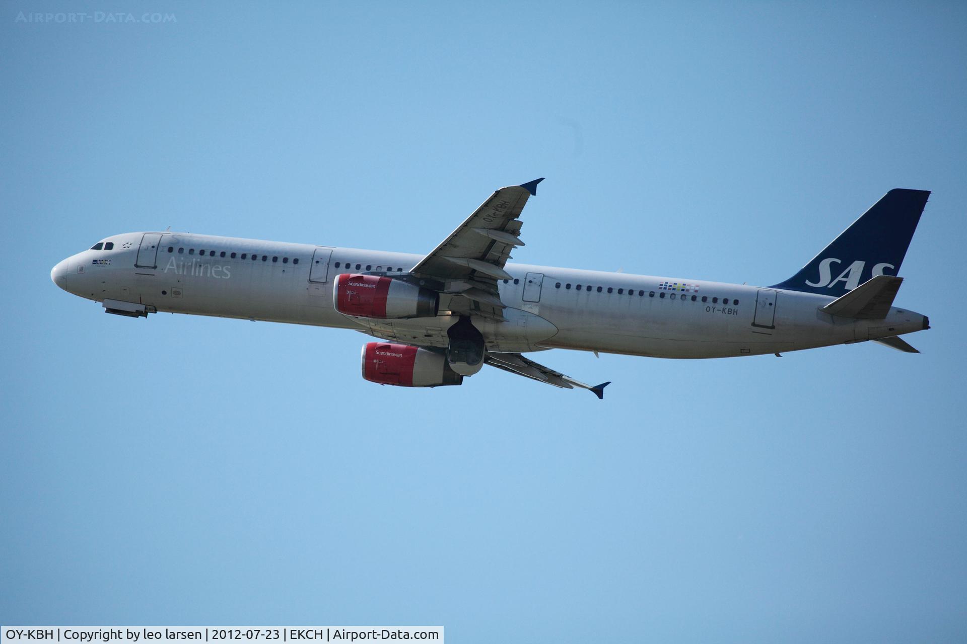 OY-KBH, 2002 Airbus A321-232 C/N 1675, Copenhagen Kastrup 23.7.12