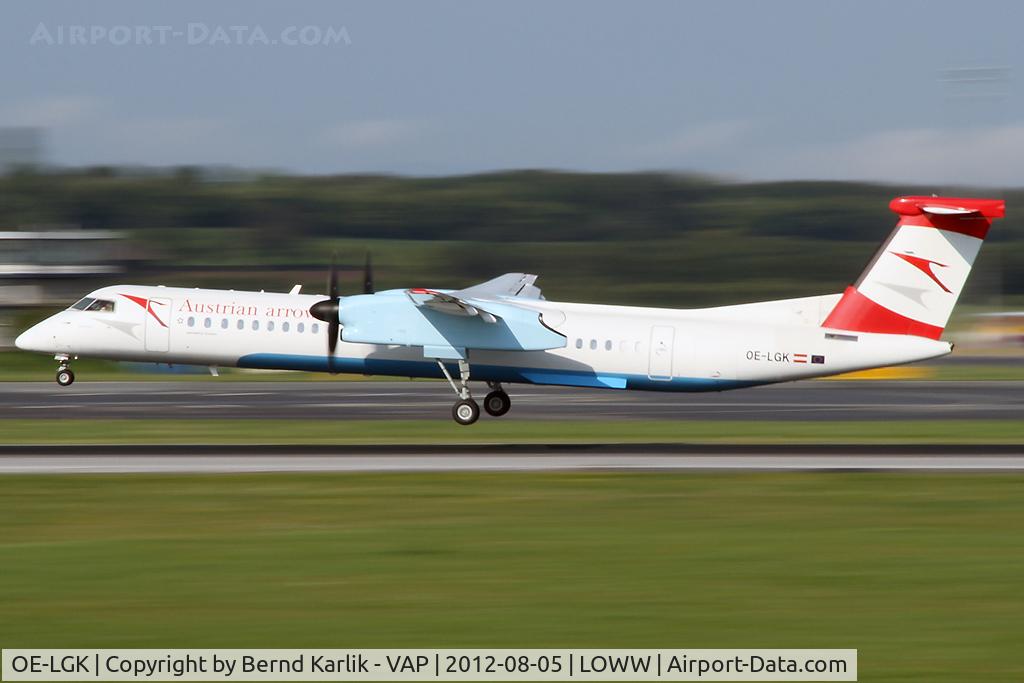 OE-LGK, 2009 De Havilland Canada DHC-8-402Q Dash 8 C/N 4280, Slow shutter speed