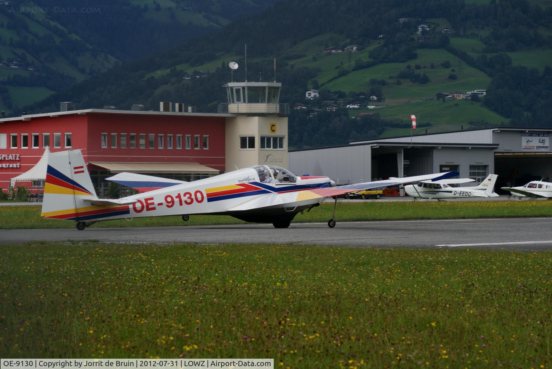 OE-9130, Scheibe SF-25B Falke C/N 46258, Entered runway 08 at Zell am See. Just checking the last gauges and go...