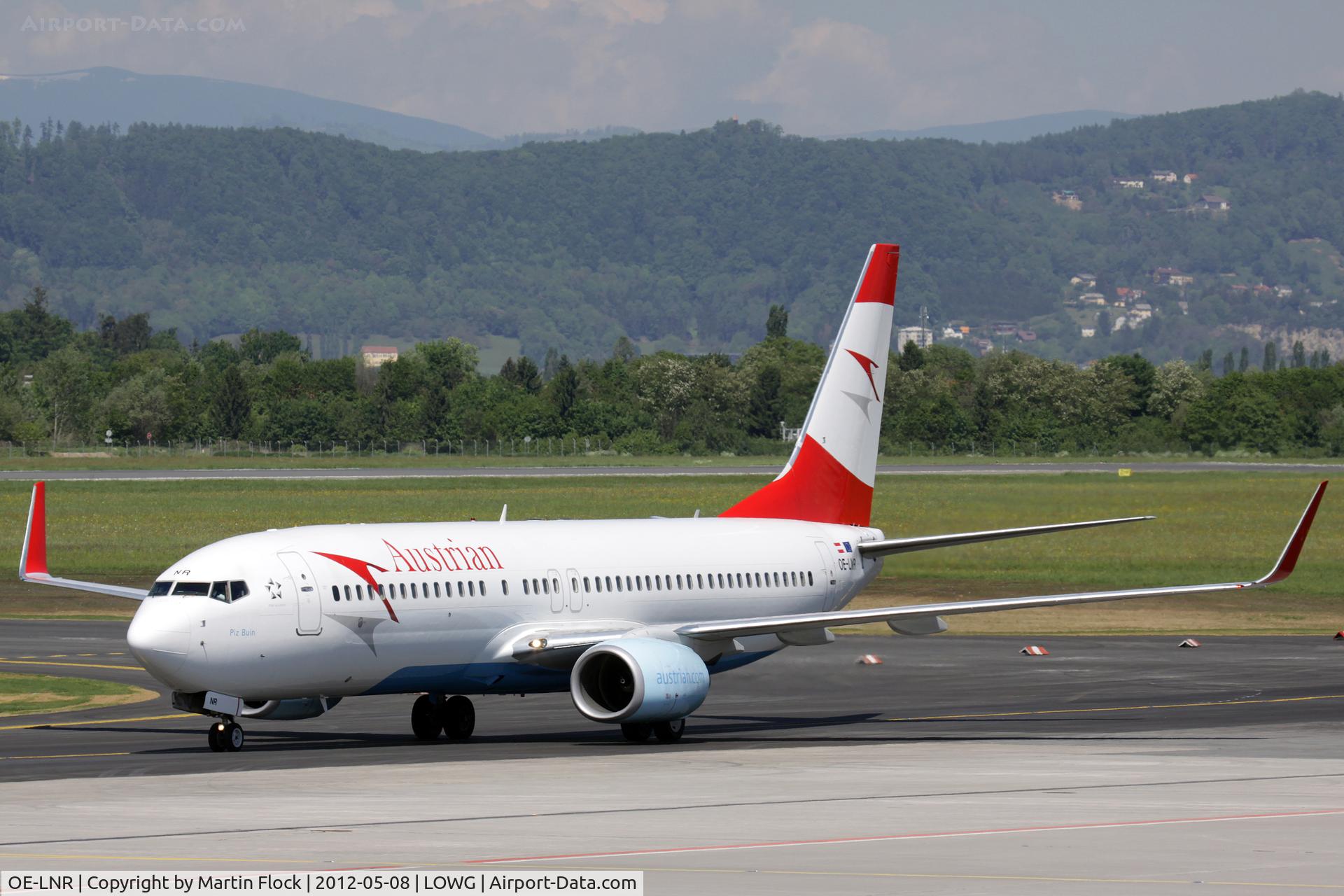 OE-LNR, 2005 Boeing 737-8Z9 C/N 33833, .....