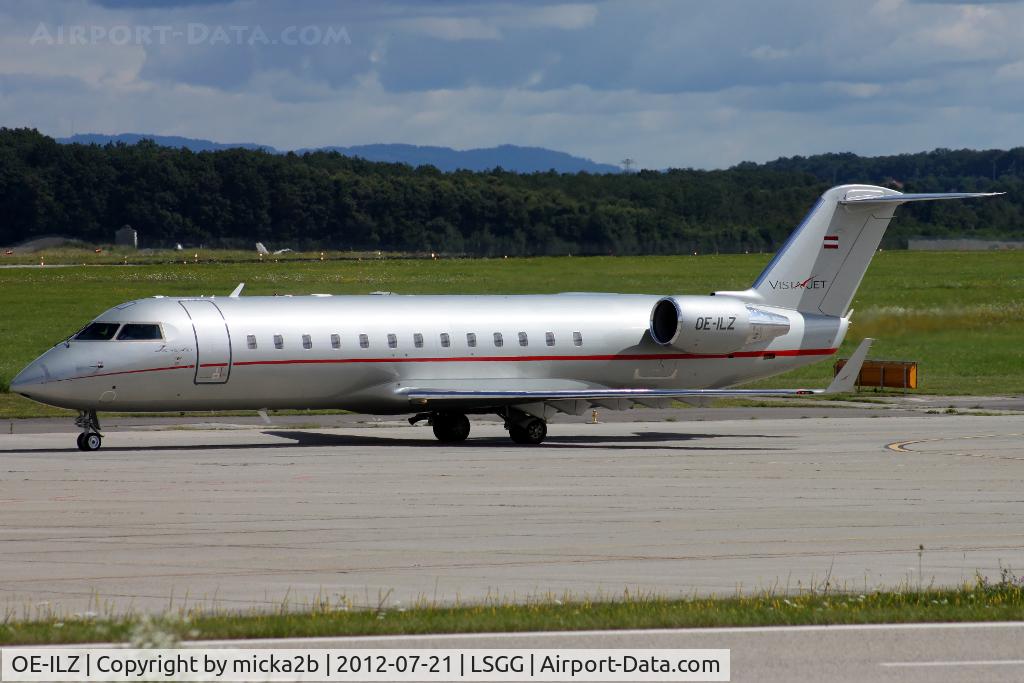 OE-ILZ, 2010 Bombardier Challenger 850 (CL-600-2B19) C/N 8086, Taxiing for departure