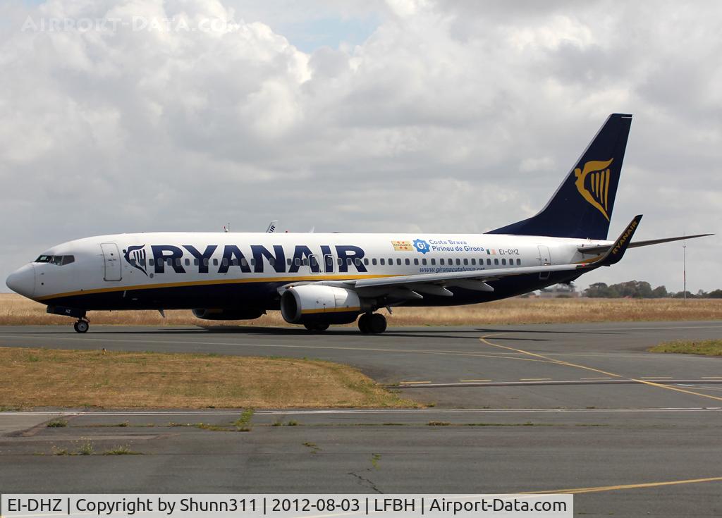 EI-DHZ, 2005 Boeing 737-8AS C/N 33583, Taxiing for departure with additional 'Catalunya / Costa Brava / Pirineu de Girona' titles