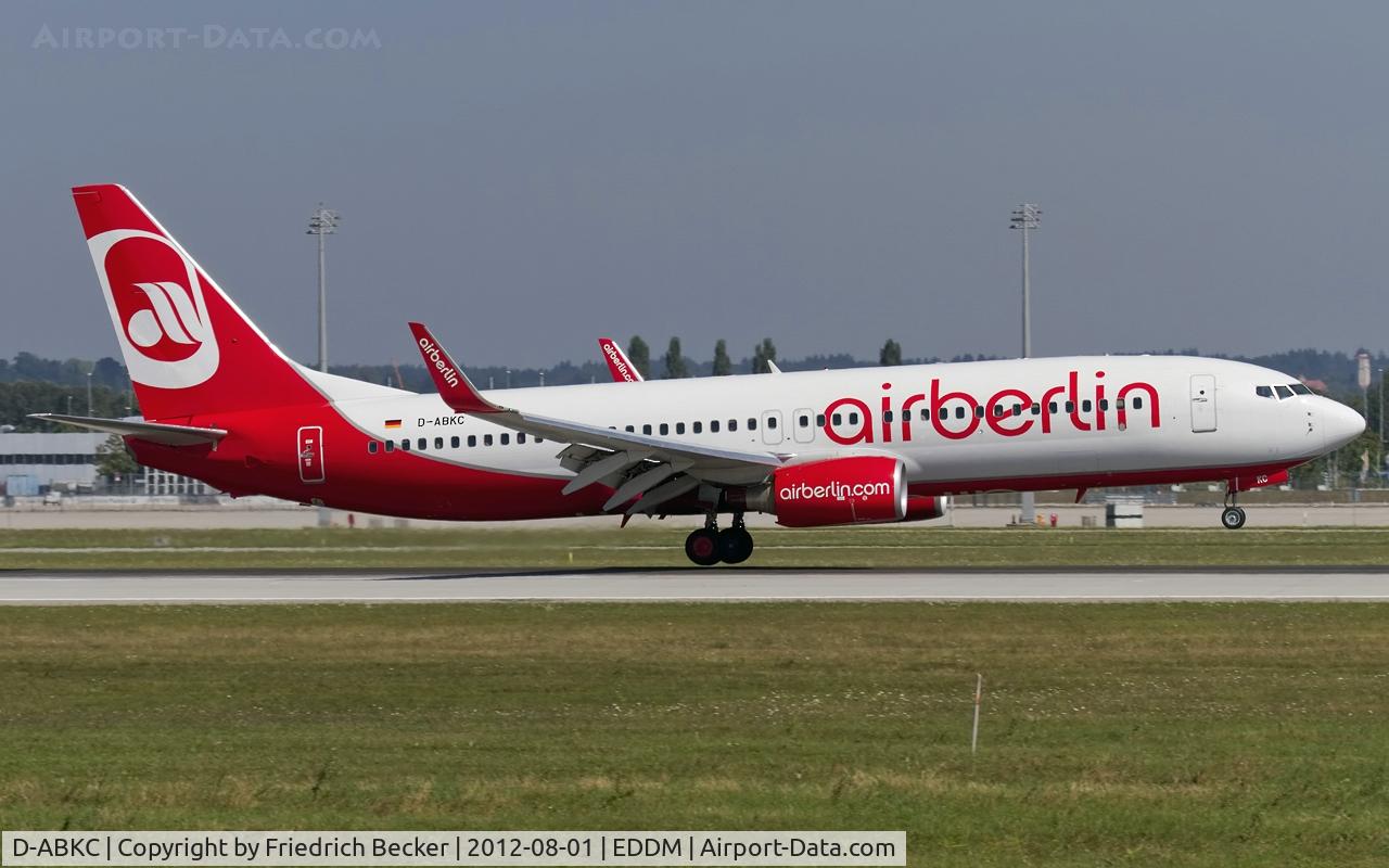 D-ABKC, 2008 Boeing 737-86J C/N 37741, departure from Munich