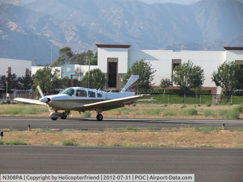 N308PA, Piper PA-28-181 C/N 28-7990532, Landing on 26L