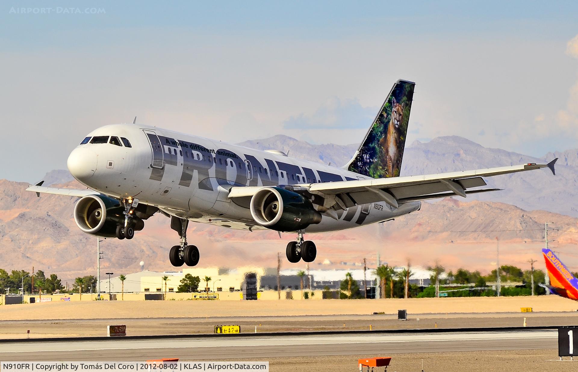 N910FR, 2002 Airbus A319-112 C/N 1781, N910FR Frontier Airlines 2002 Airbus A319-112 C/N 1781

Las Vegas - McCarran International (LAS / KLAS)
USA - Nevada, August 02, 2012
Photo: Tomás Del Coro