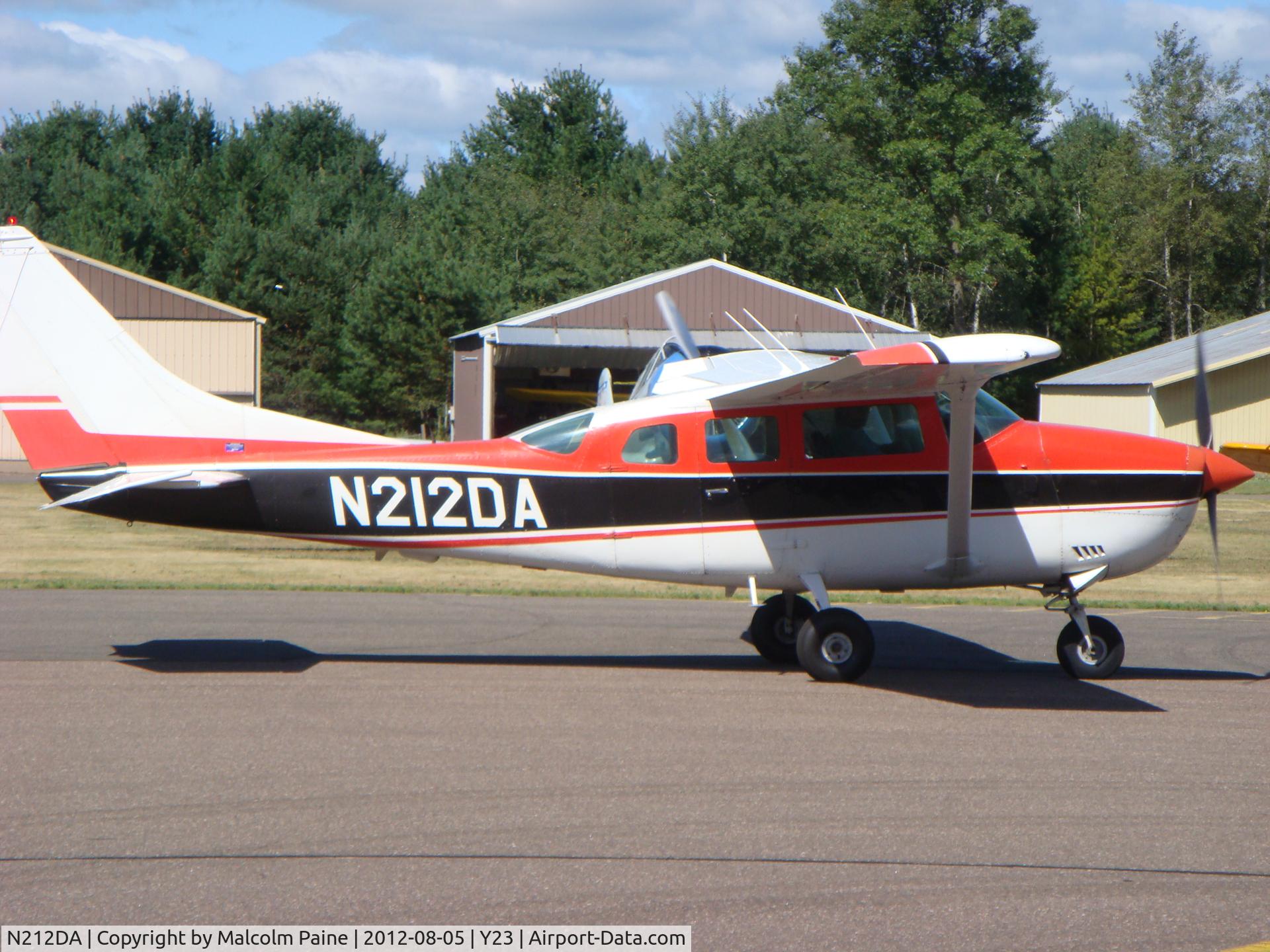 N212DA, 1972 Cessna U206F Stationair C/N U20601901, 2012 Chetek, WI (Y23) Fly-In Lunch & Boat Rally