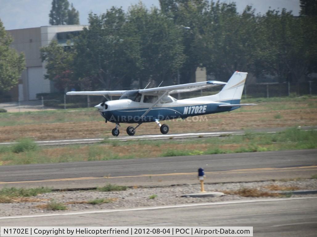 N1702E, 1978 Cessna 172N C/N 17271101, Take off roll