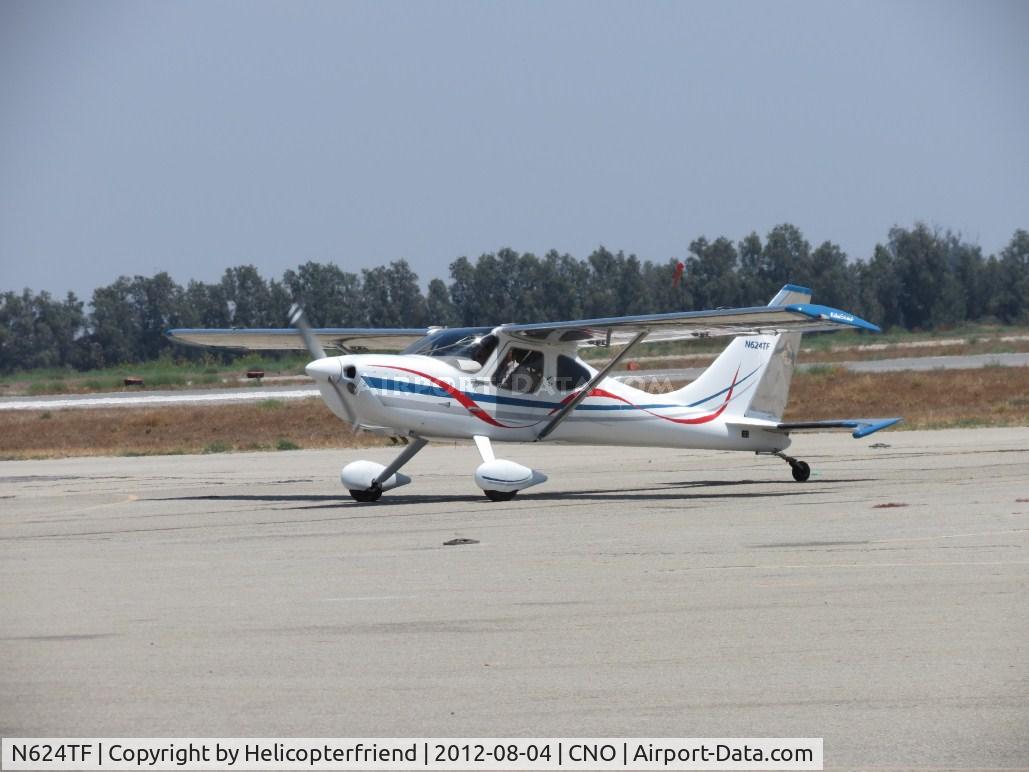 N624TF, 2006 Stoddard-Hamilton GlaStar TD C/N 5405, Taxiing towards the hangers