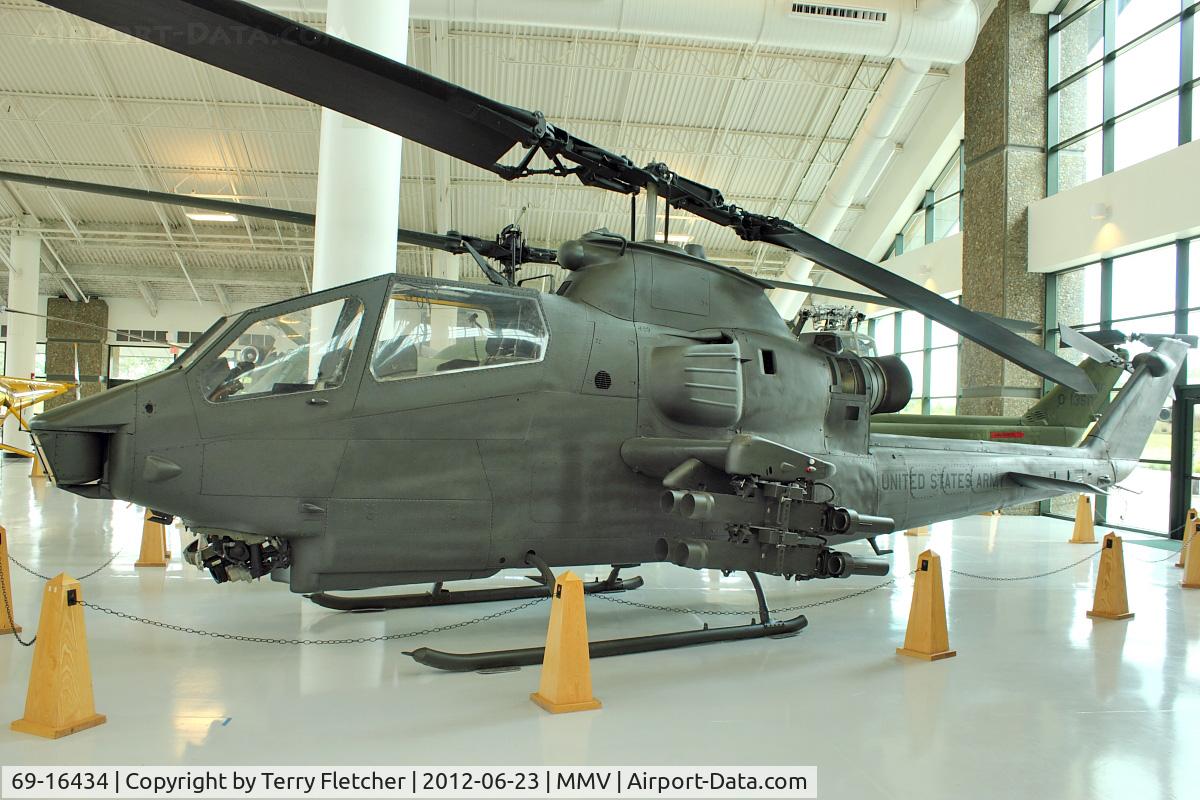 69-16434, 1969 Bell AH-1F Cobra C/N 20866, At Evergreen Air and Space Museum