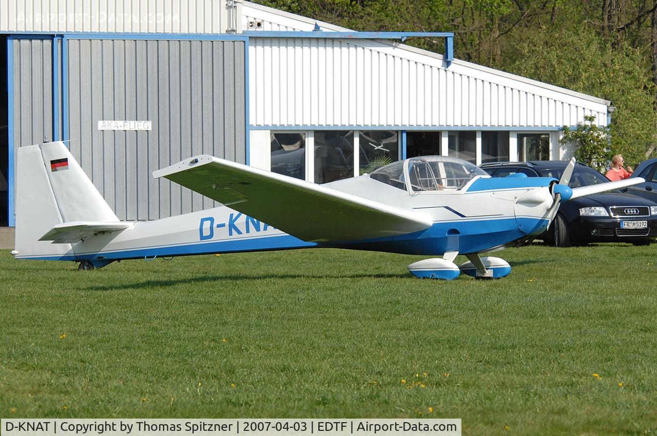 D-KNAT, Scheibe SF-25C Falke C/N 44364, Parked in front of it's hangar at QFB