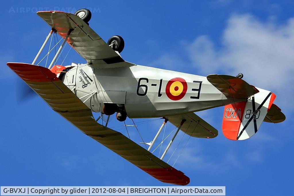 G-BVXJ, 1937 Bucker Bu-133C Jungmeister C/N E-19, Inverted passes popular this day!!