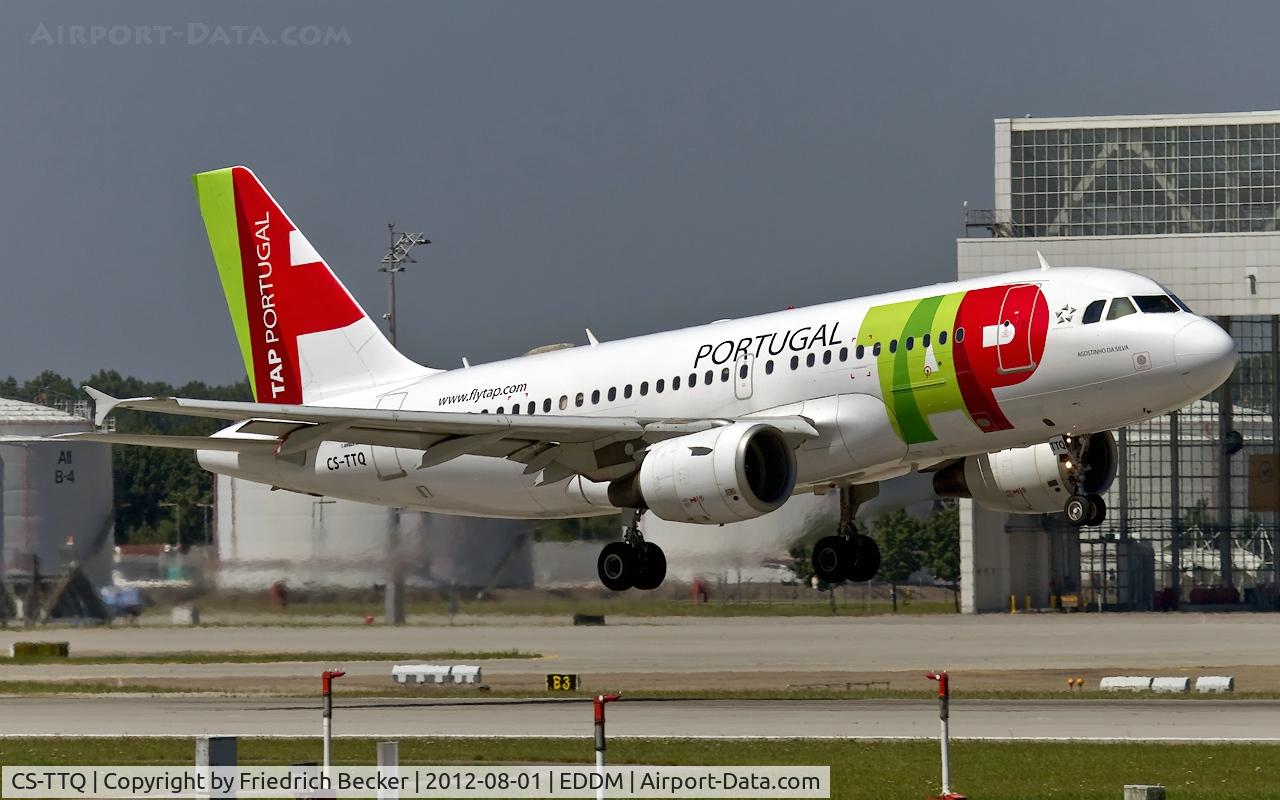 CS-TTQ, 1996 Airbus A319-111 C/N 629, moments prior touchdown