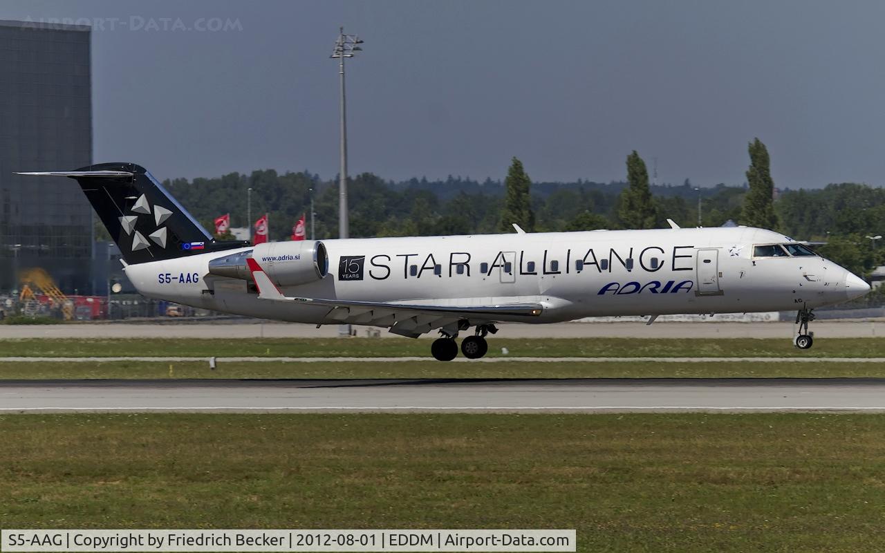 S5-AAG, 2000 Canadair CRJ-200LR (CL-600-2B19) C/N 7384, moments prior touchdown