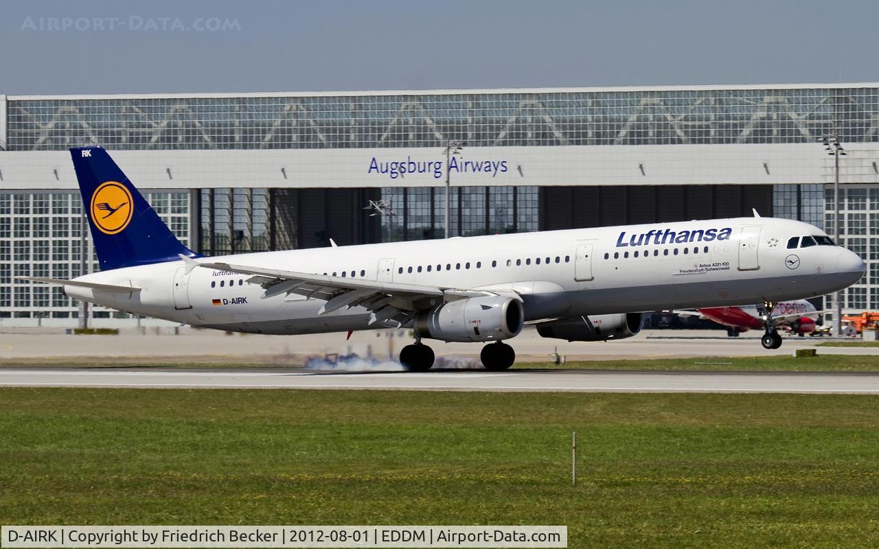 D-AIRK, 1994 Airbus A321-131 C/N 0502, touchdown