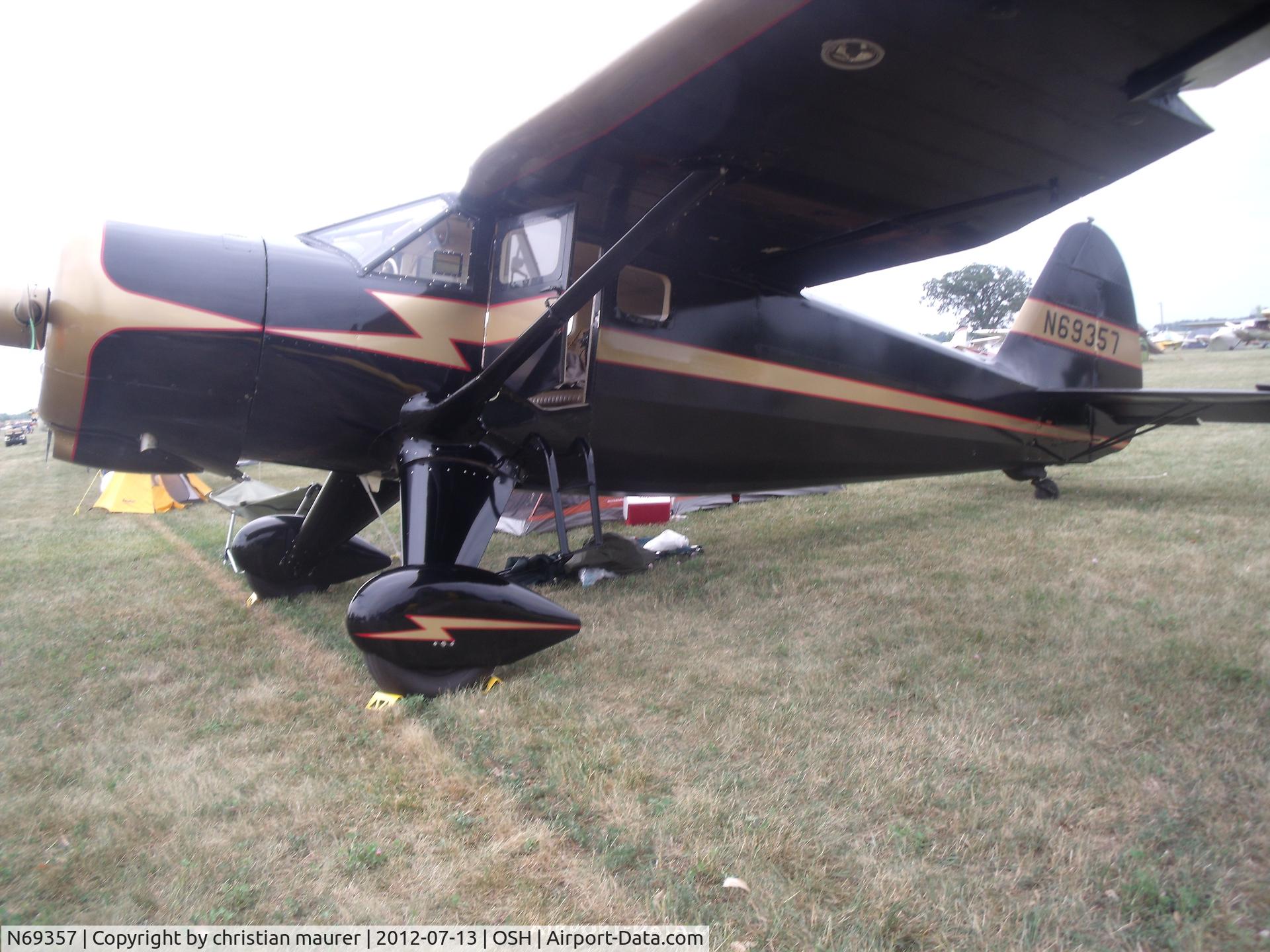 N69357, 1944 Stinson V77 Reliant C/N 77-448, stinson