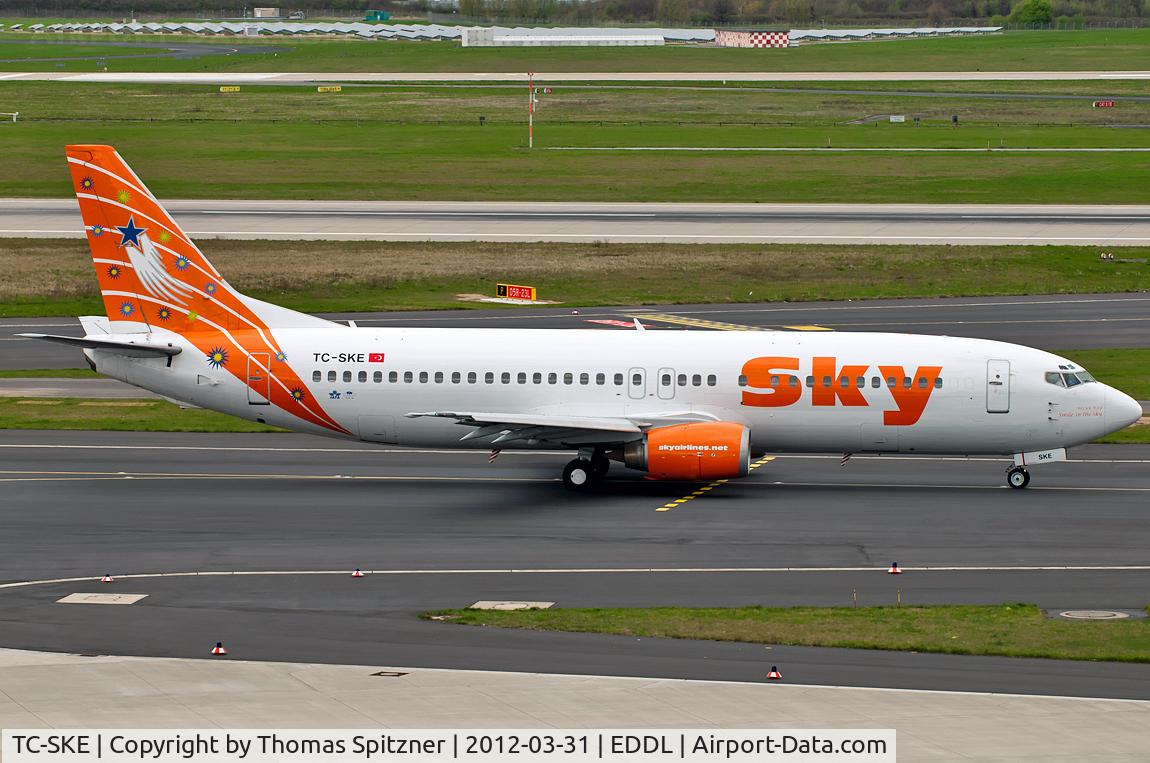TC-SKE, 1992 Boeing 737-4Q8 C/N 25163, Sky Airlines TC-SKE taxiing towards Rwy23L