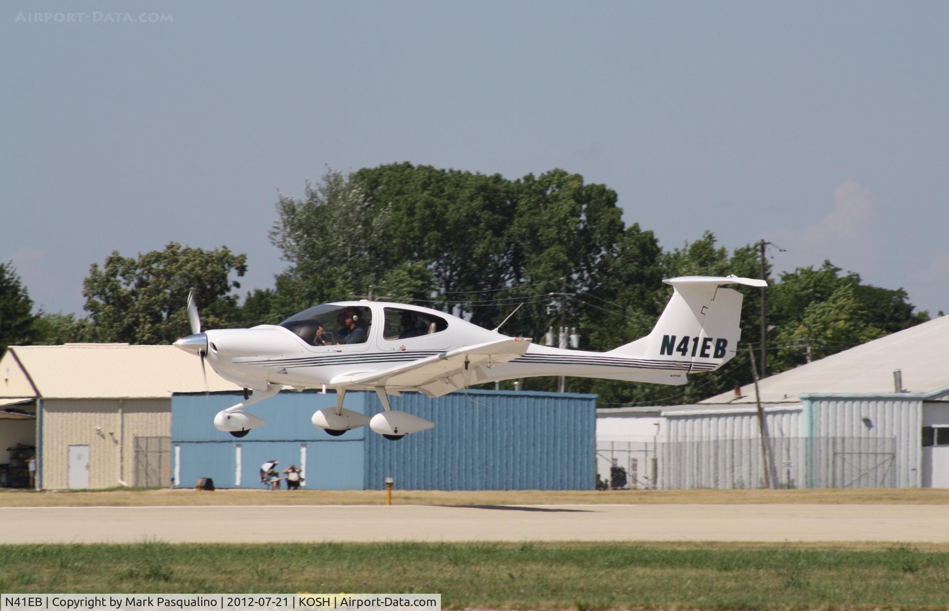 N41EB, 2004 Diamond DA-40 Diamond Star C/N 40.445, Diamond DA 40