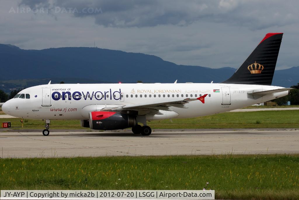 JY-AYP, 2009 Airbus A319-132 C/N 3832, Taxiing for departure