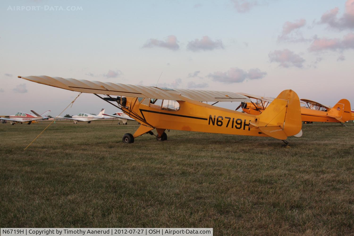 N6719H, 1946 Piper J3C-65 Cub C/N 19934, 1946 Piper J3C-65, c/n: 19934