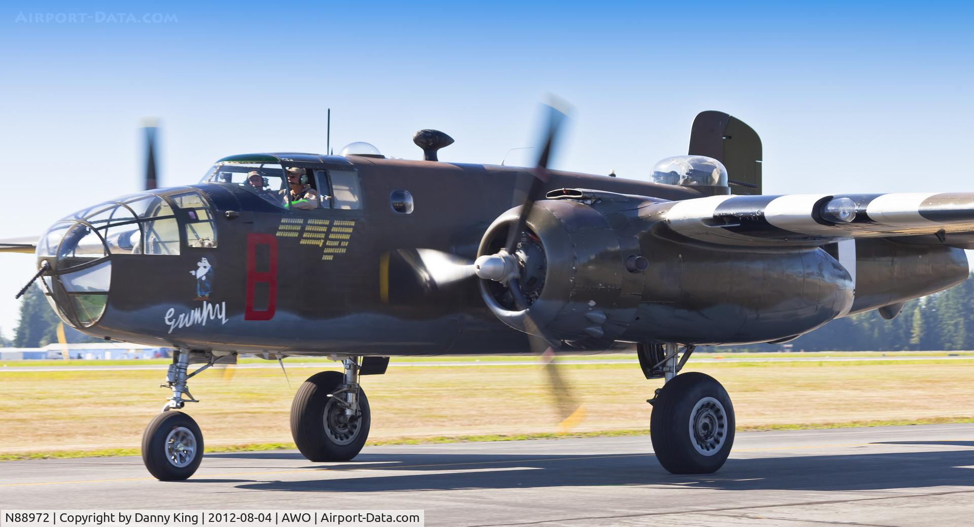 N88972, 1943 North American B-25D Mitchell C/N 100-23644, Taking people for flights. You can join if you $5g's to spend