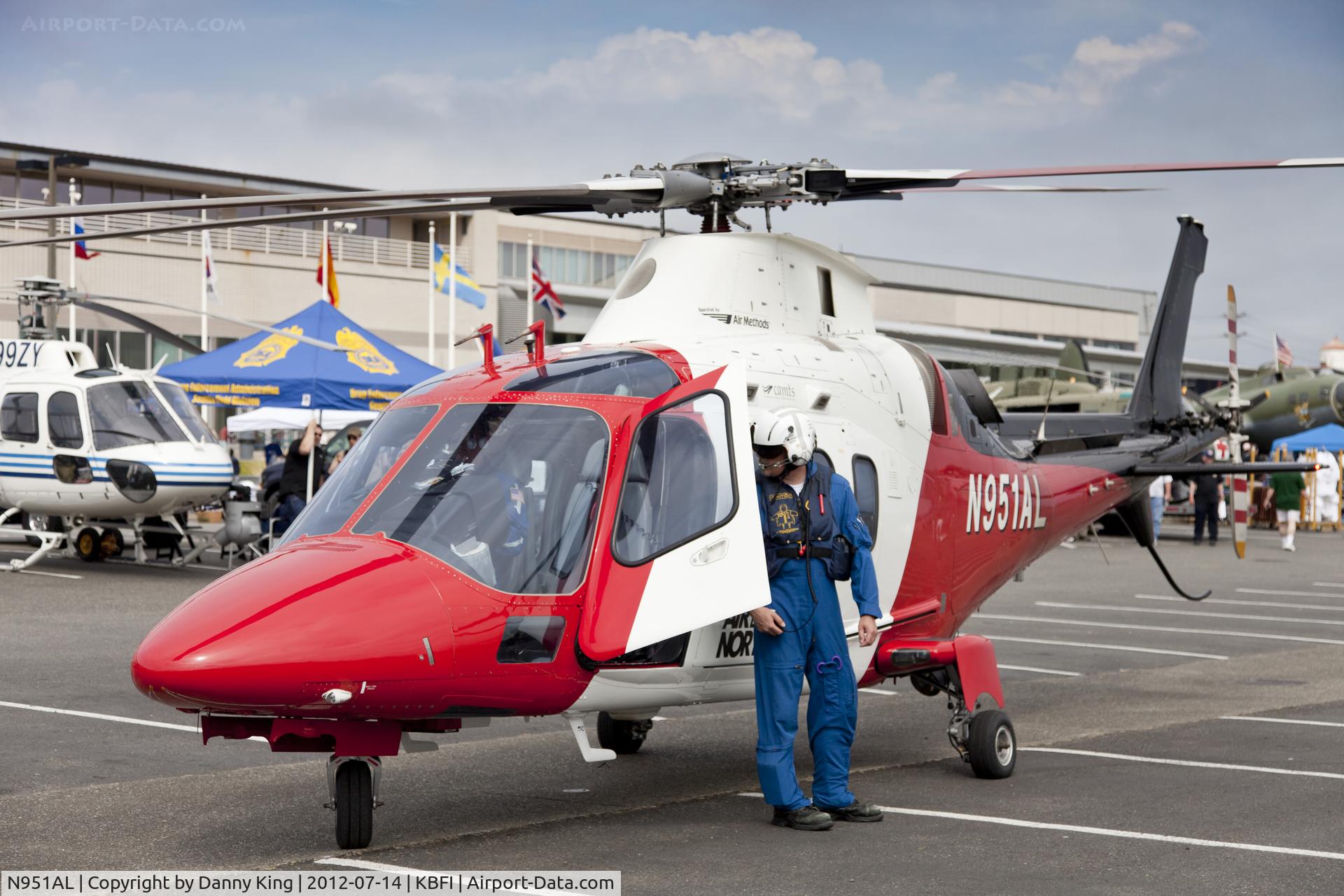 N951AL, 2005 Agusta A-109E C/N 11632, Just showing up to the American Hero Air Show in Seattle