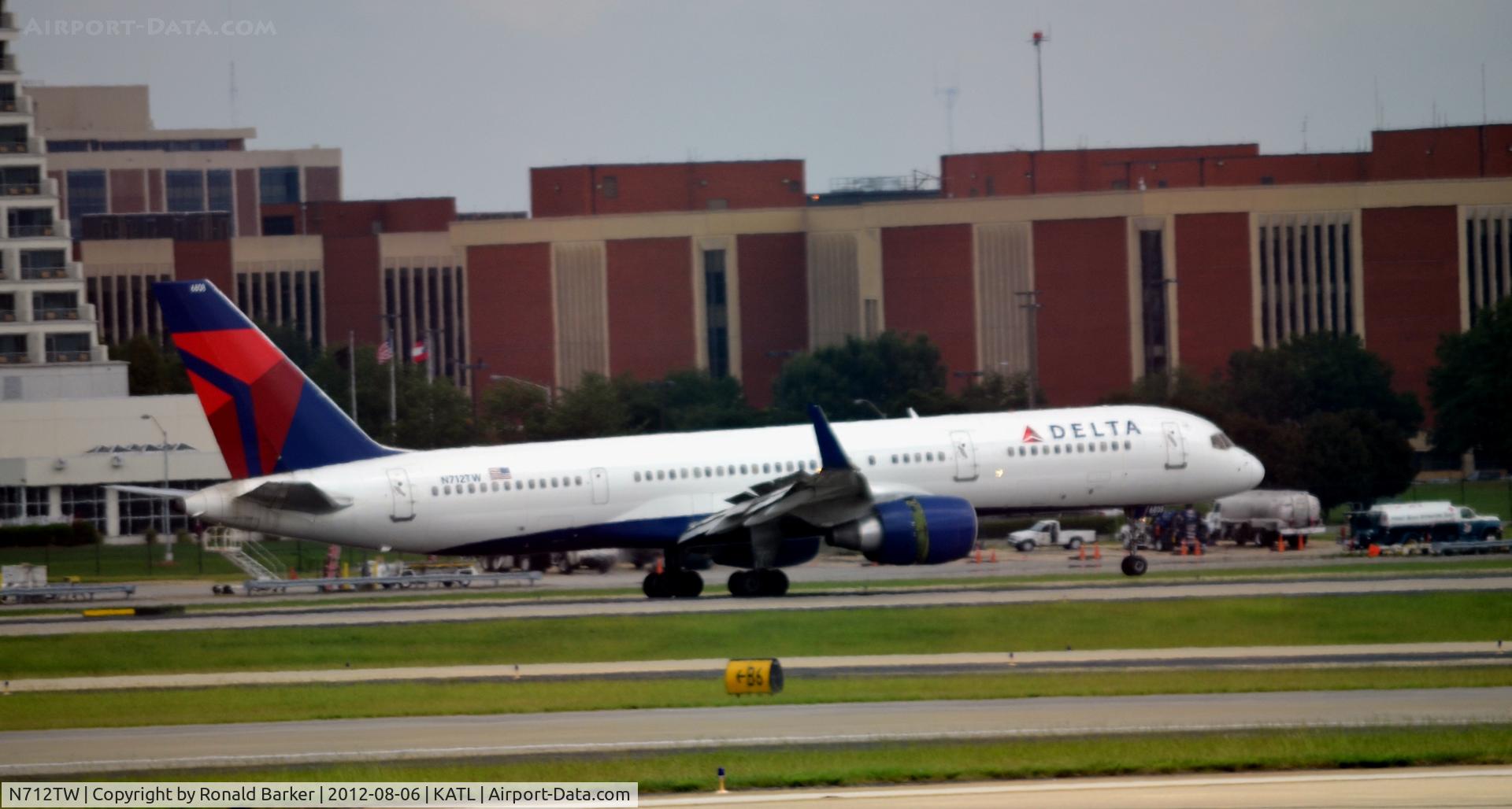N712TW, 1997 Boeing 757-2Q8 C/N 27624, Atlanta