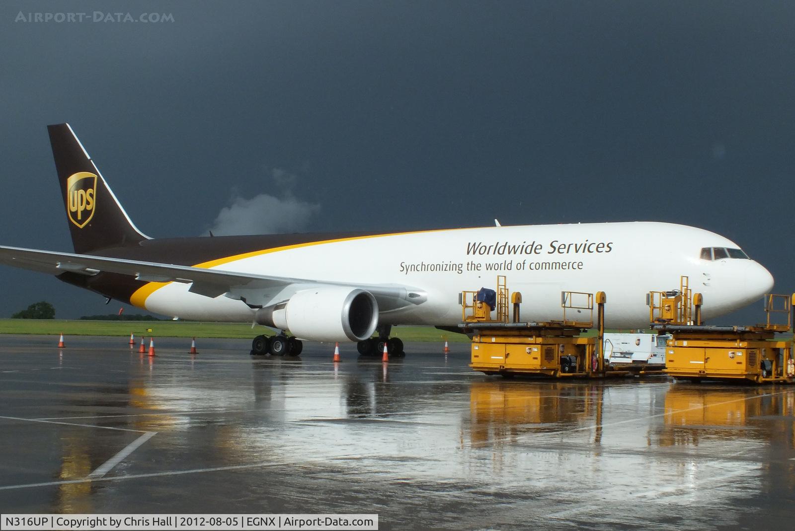 N316UP, 1997 Boeing 767-34AF C/N 27744, United Parcel Service