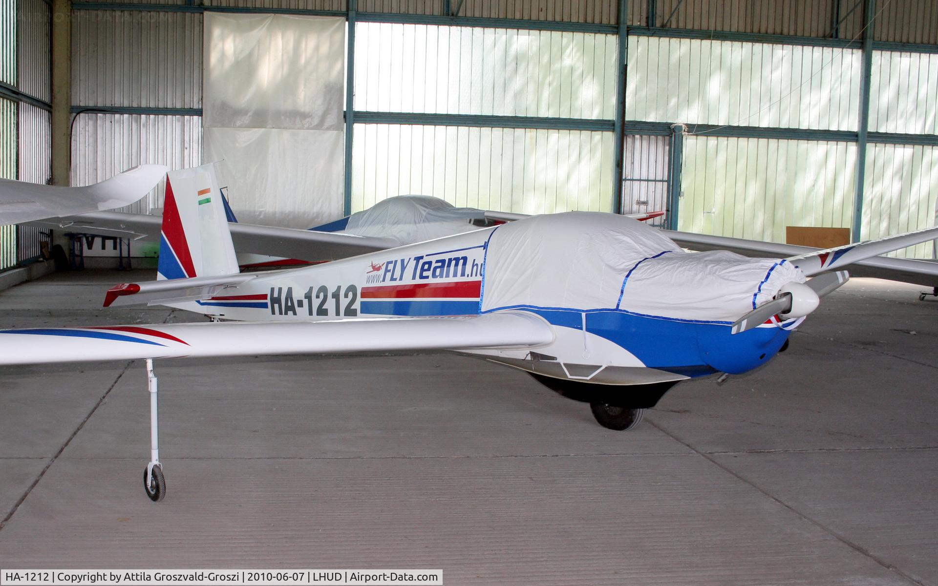 HA-1212, Scheibe SF-25D Falke C/N 4843D, Szeged Airport, Hungary - LHUD
