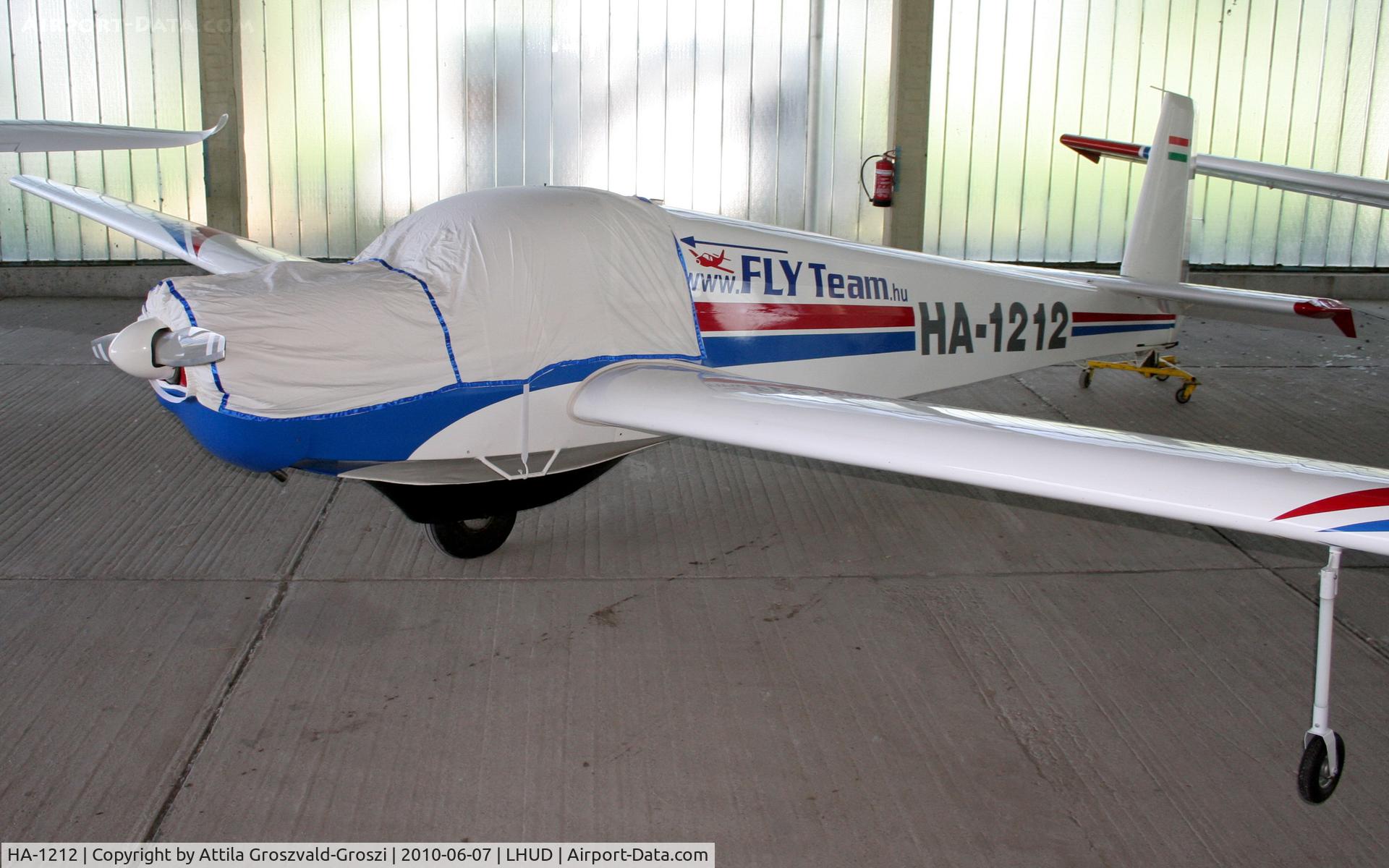 HA-1212, Scheibe SF-25D Falke C/N 4843D, Szeged Airport, Hungary - LHUD