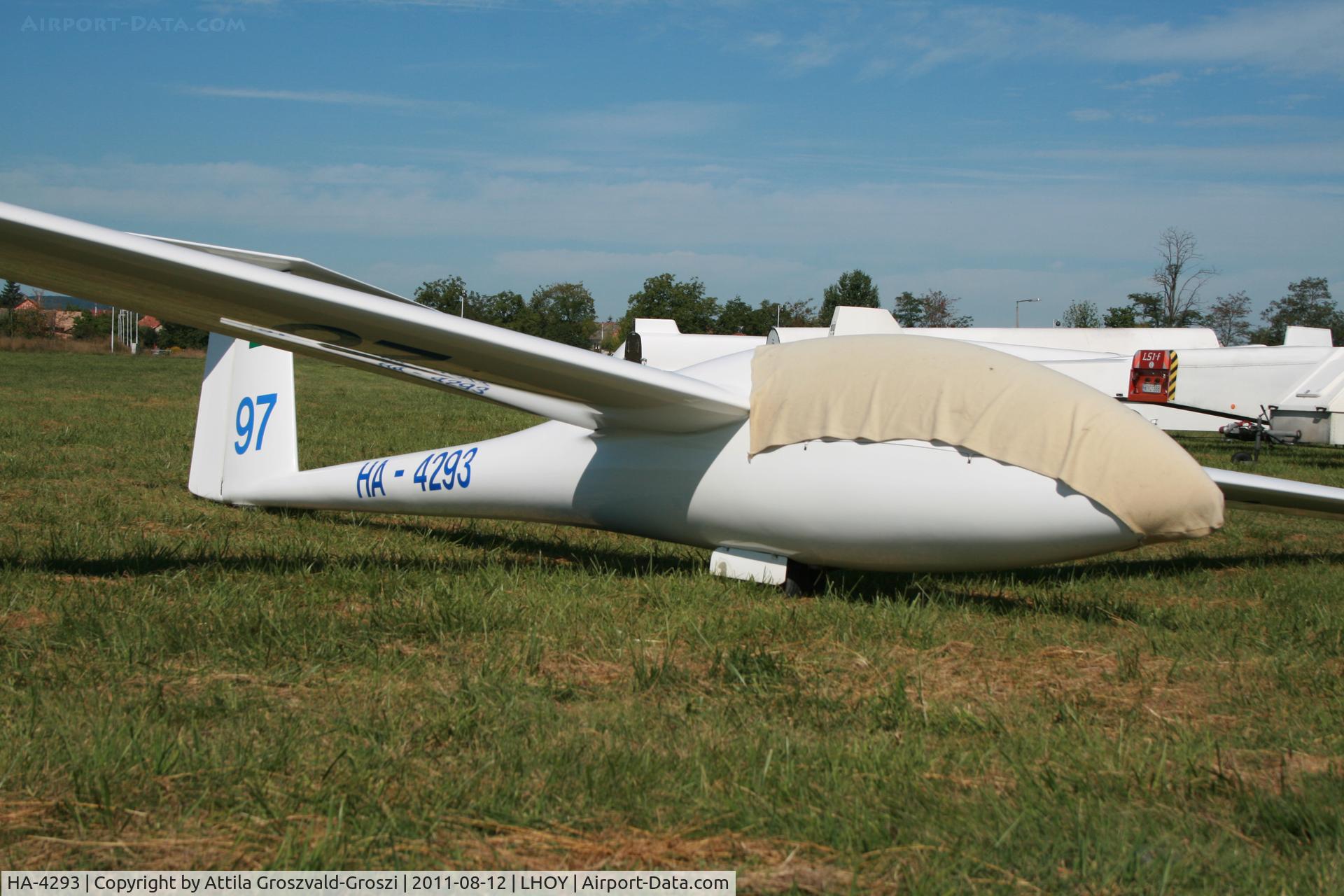 HA-4293, 1985 VTC/Jastreb Standard Cirrus 75 C/N 370, Ocseny Airport, Hungary LHOY - 21st Gemenc Cup and 56 Hungarian National Gliding Championships