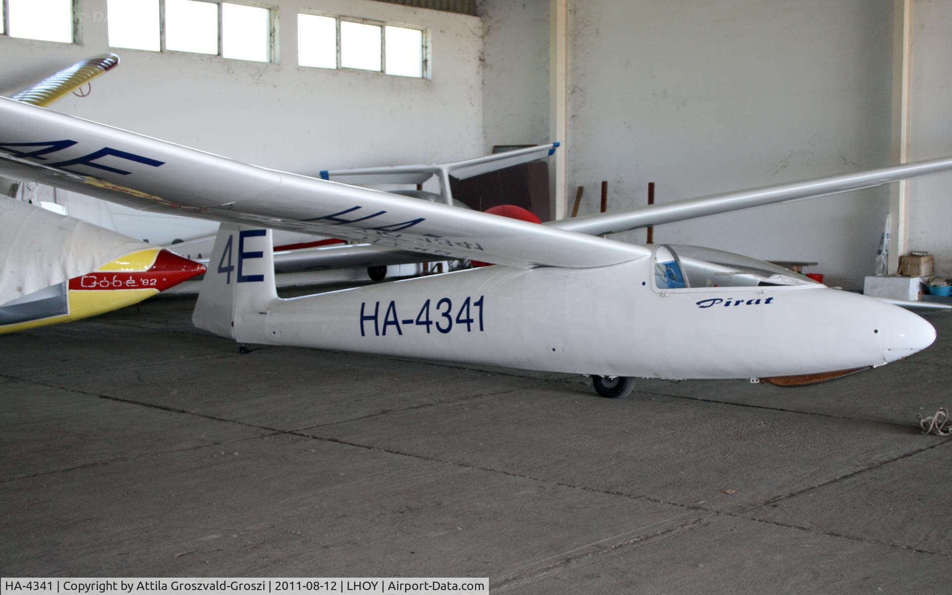 HA-4341, 1975 PZL-Bielsko SZD-30 Pirat C/N S-05.41, Ocseny Airport, Hungary LHOY - 21st Gemenc Cup and 56 Hungarian National Gliding Championships